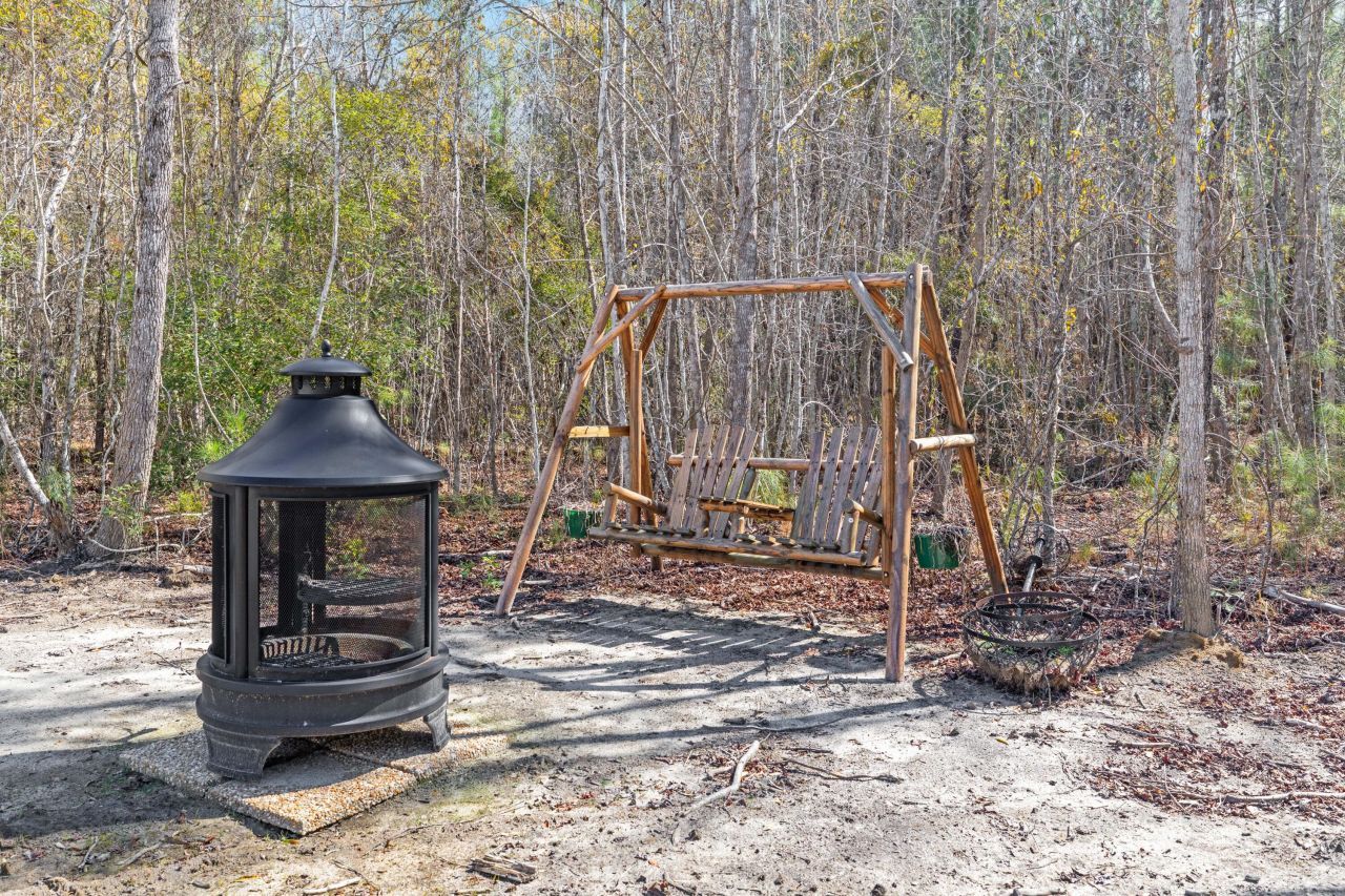 371 Rhode Drive Photo 15