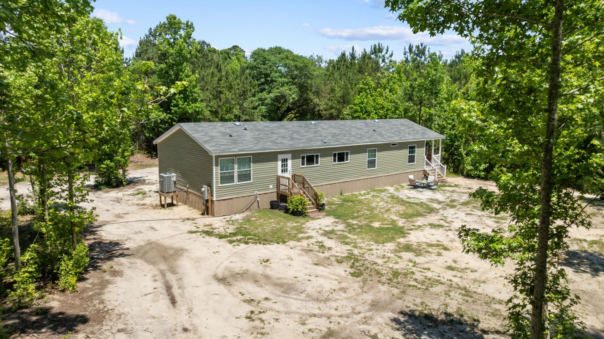 371 Rhode Drive Photo 9