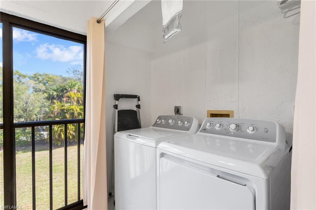 8366 Charter Club Cir, Unit 12, Fort Myers, FL 33919 Photo