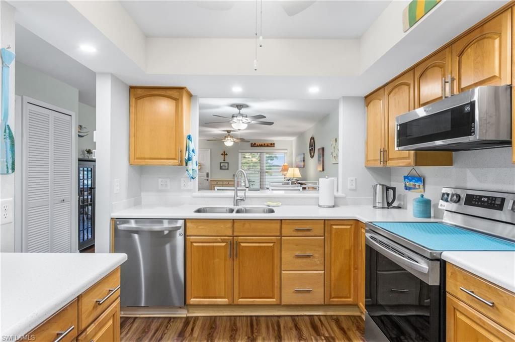8366 Charter Club Cir, Unit 12, Fort Myers, FL 33919 Photo