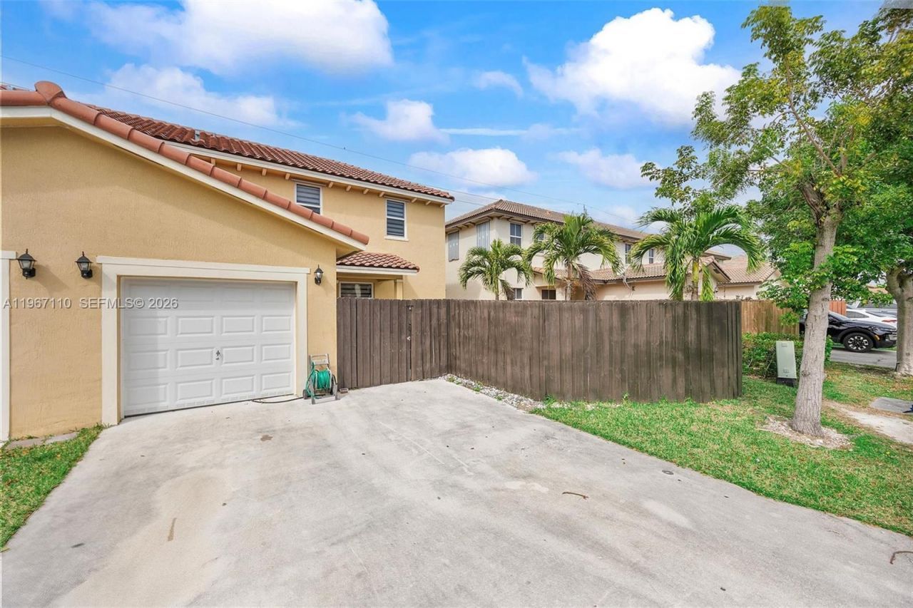 24557 SW 117th Ave, Homestead, FL 33032 Photo