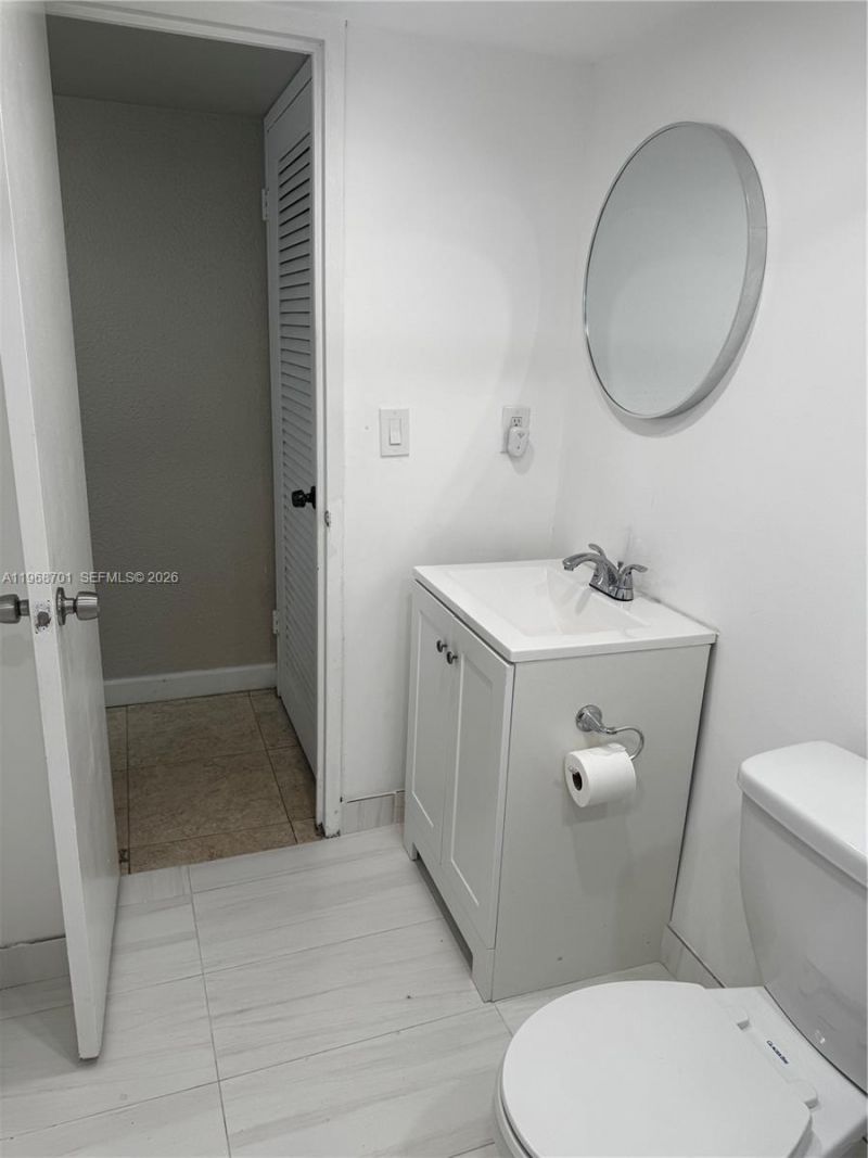 1913 S Ocean Dr, Unit 115, Hallandale Beach, FL 33009 Photo