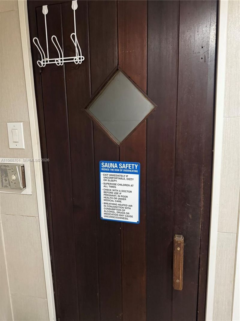 1913 S Ocean Dr, Unit 115, Hallandale Beach, FL 33009 Photo