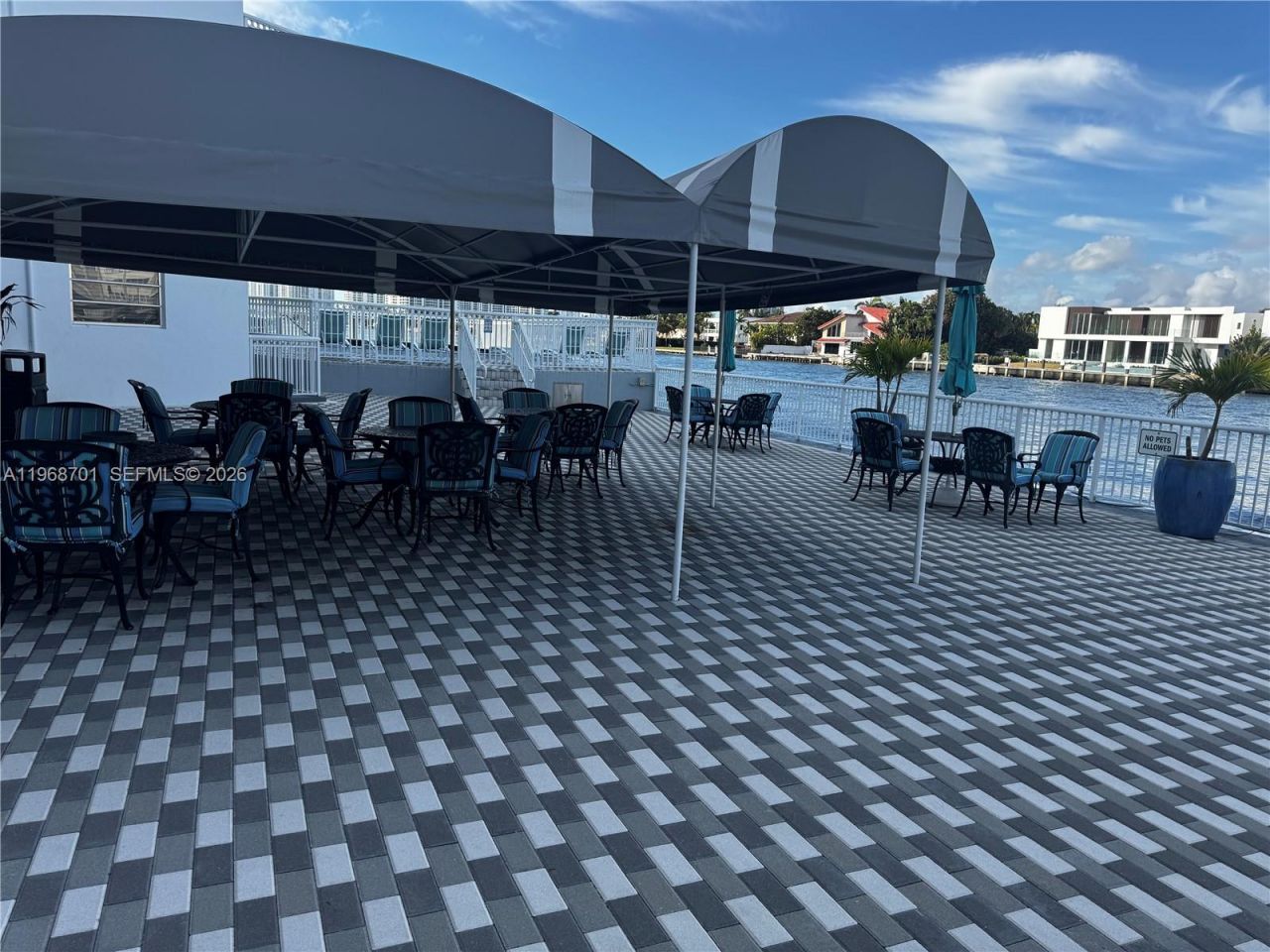 1913 S Ocean Dr, Unit 115, Hallandale Beach, FL 33009 Photo