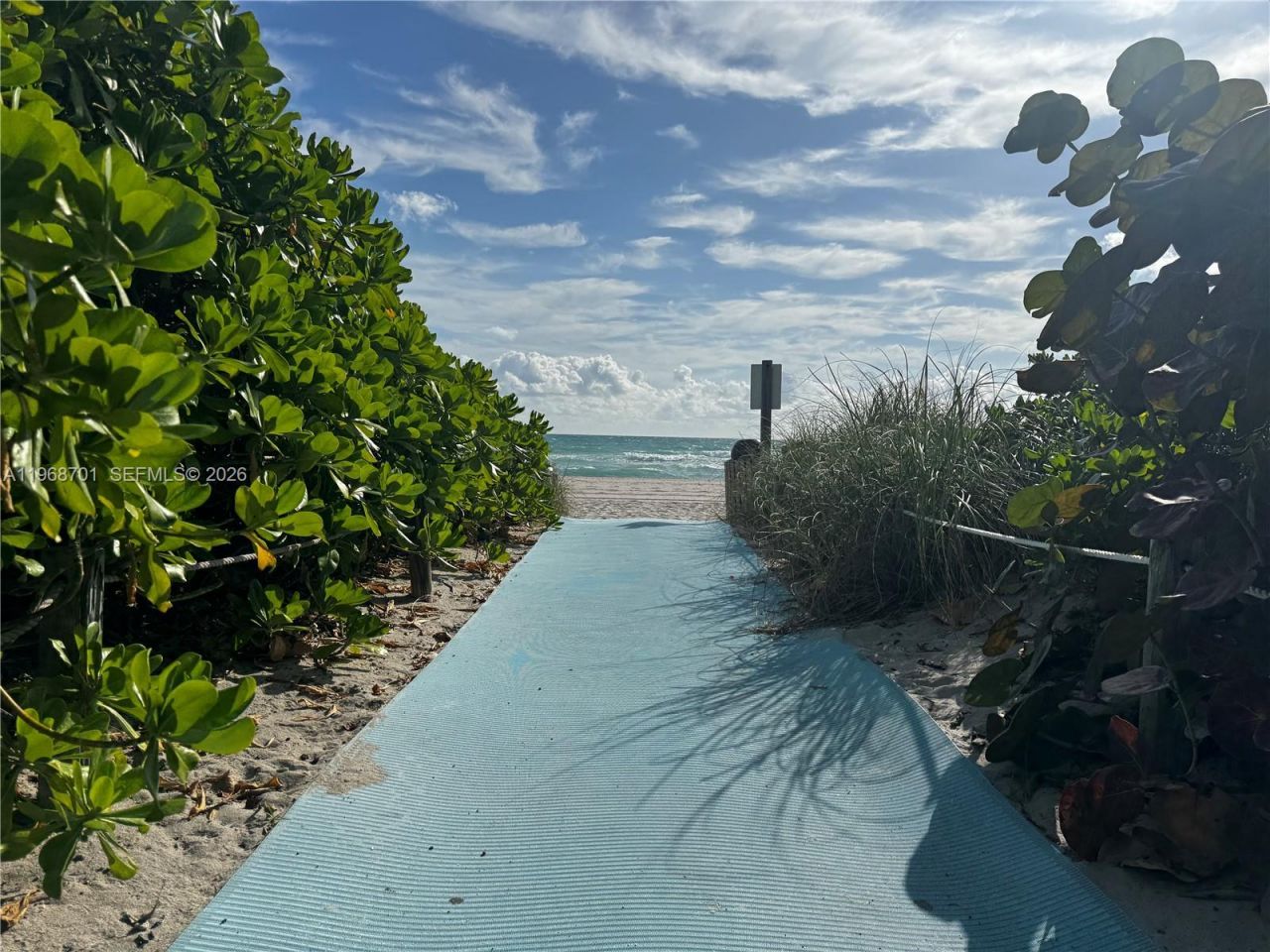 1913 S Ocean Dr, Unit 115, Hallandale Beach, FL 33009 Photo