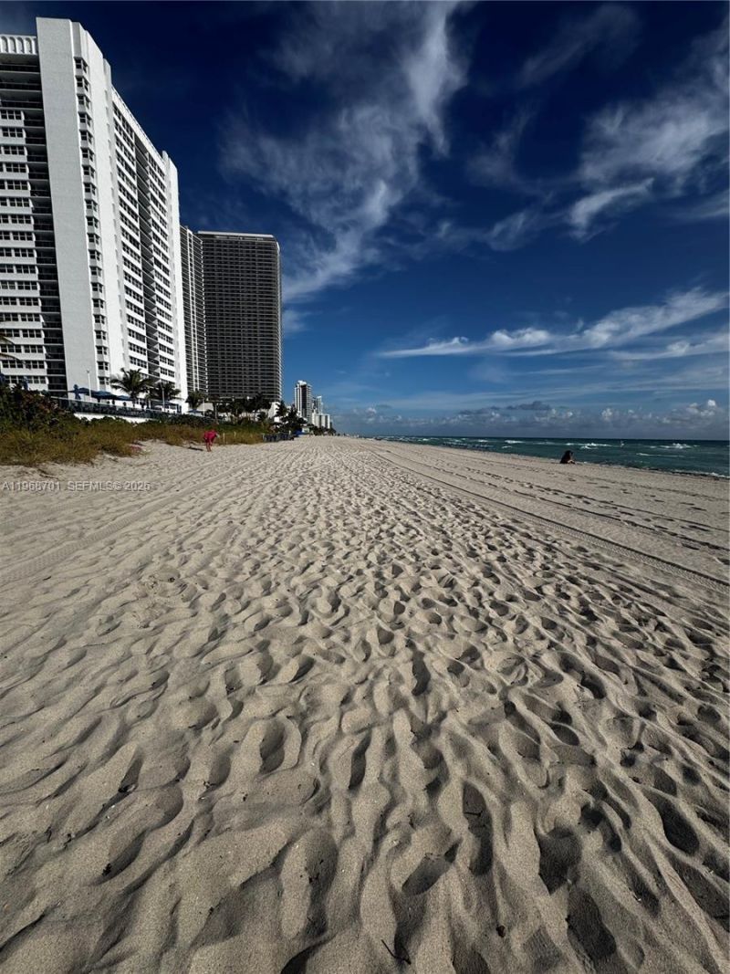 1913 S Ocean Dr, Unit 115, Hallandale Beach, FL 33009 Photo