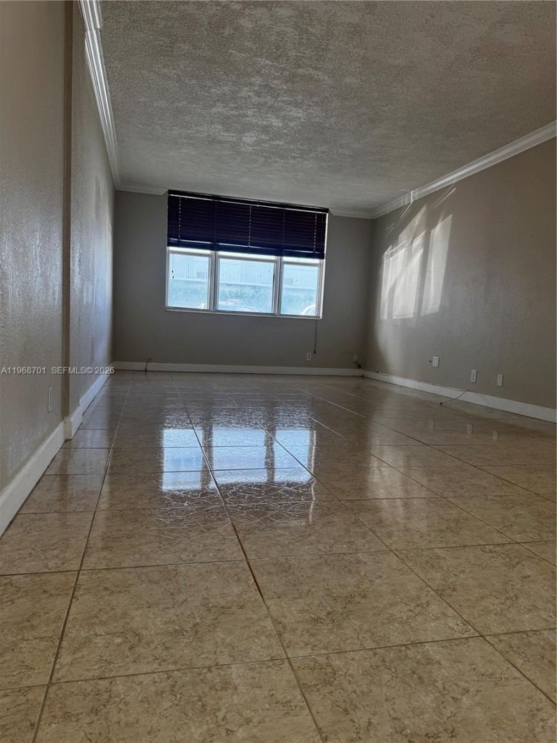 1913 S Ocean Dr, Unit 115, Hallandale Beach, FL 33009 Photo