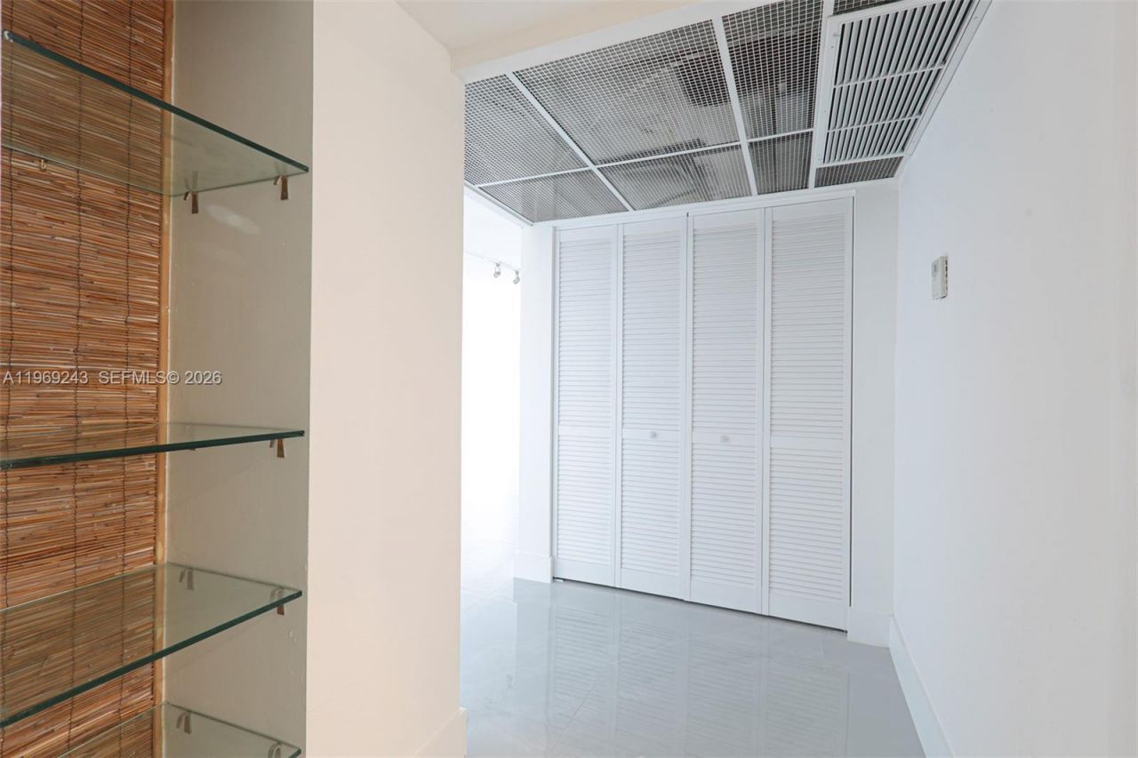 6801 Indian Creek Dr, Unit 608, Miami Beach, FL 33141 Photo