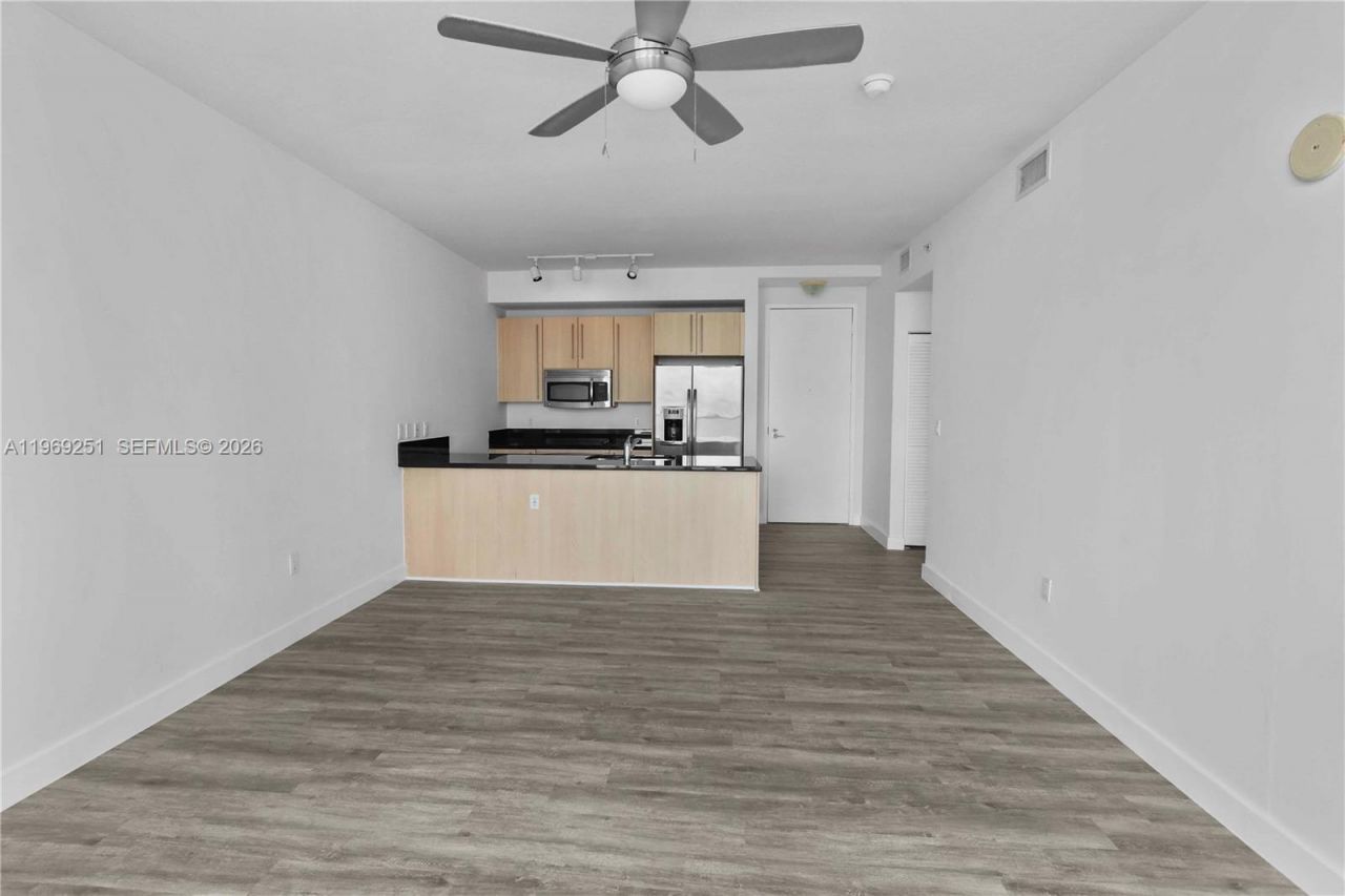 79 SW 12th St, Unit 3002-S, Miami, FL 33130 Photo