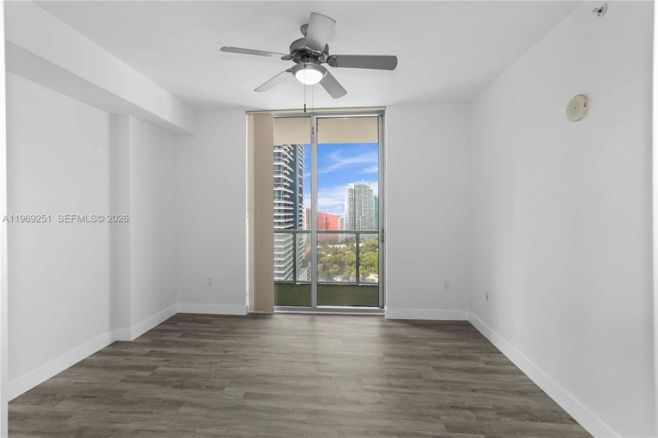 79 SW 12th St, Unit 3002-S, Miami, FL 33130 Photo