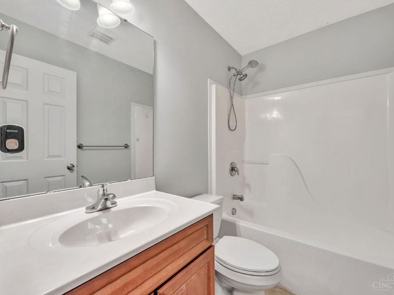 8400 S Port Drive, West Chester, OH 45069 Photo 21
