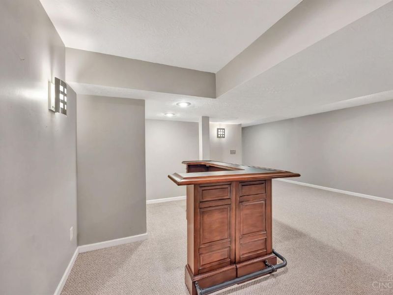 8400 S Port Drive, West Chester, OH 45069 Photo 38