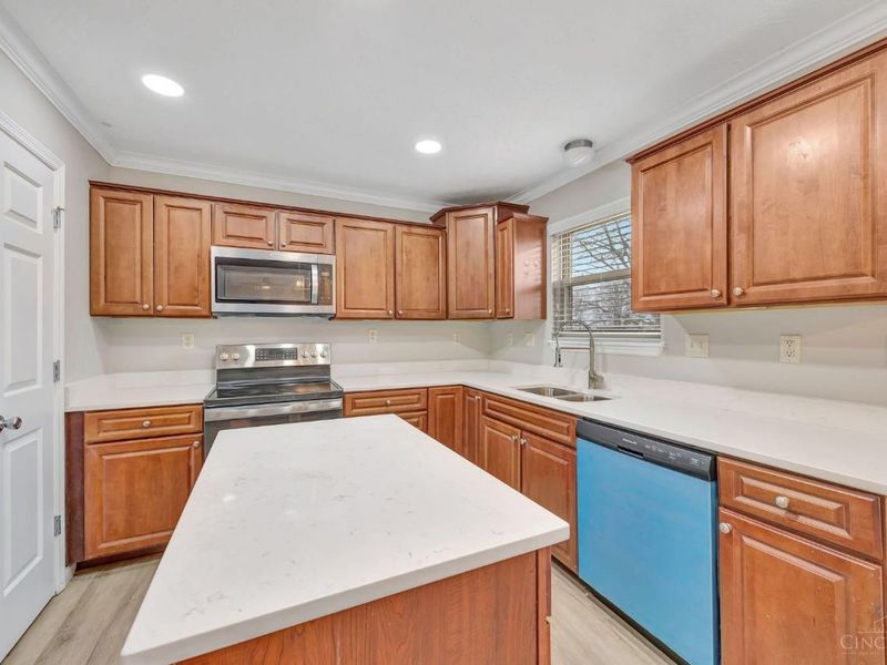 8400 S Port Drive, West Chester, OH 45069 Photo 8