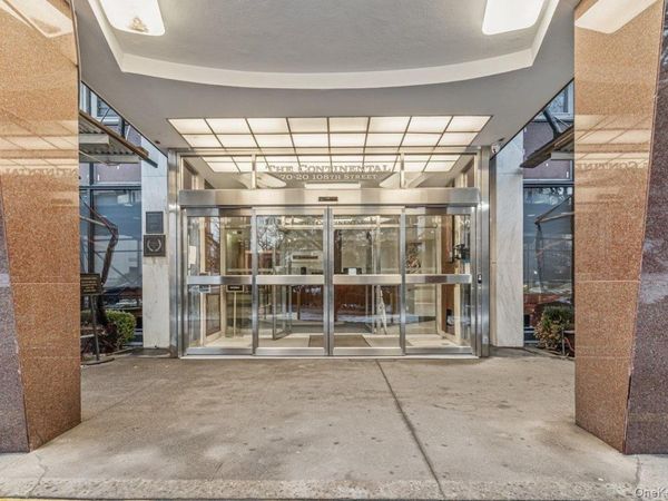 70-20 108 , Unit 9M, Forest Hills, NY 11375