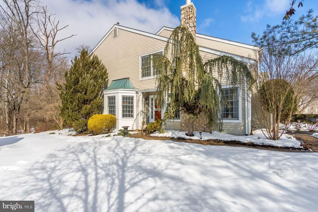 11 Bogey Circle, Doylestown, PA 18901 Main Photo