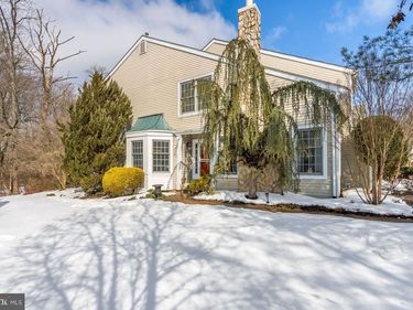 11 BOGEY CIRCLE, DOYLESTOWN, PA 18901