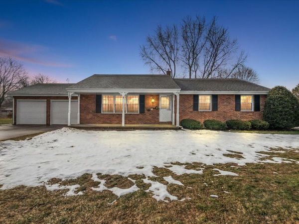 2140 Carol Lane, Stevensville, MI 49127