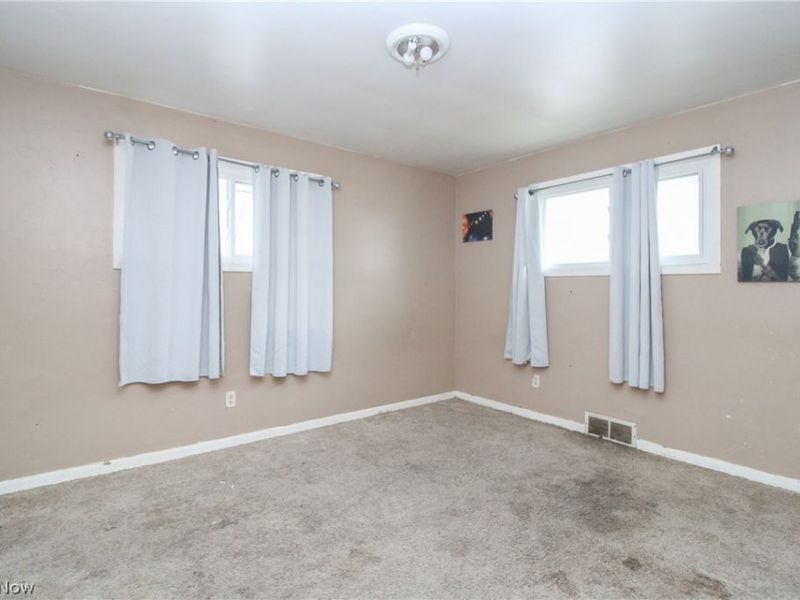 2617 Scheetz Street, Youngstown, OH 44509 Photo 10