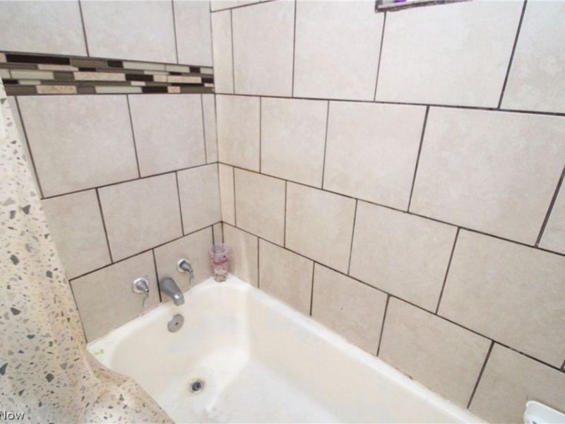 2617 Scheetz Street, Youngstown, OH 44509 Photo 12