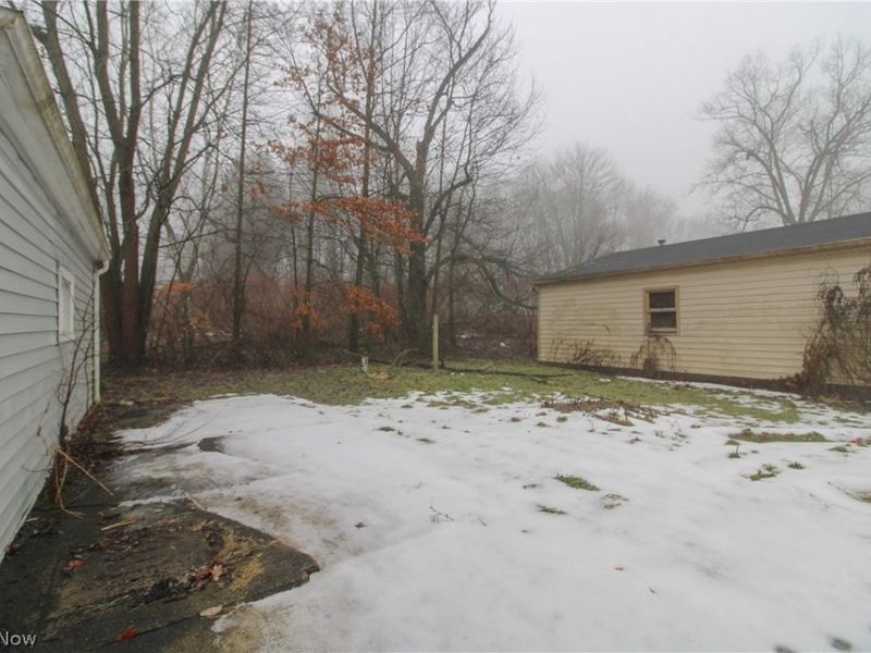 2617 Scheetz Street, Youngstown, OH 44509 Photo 21