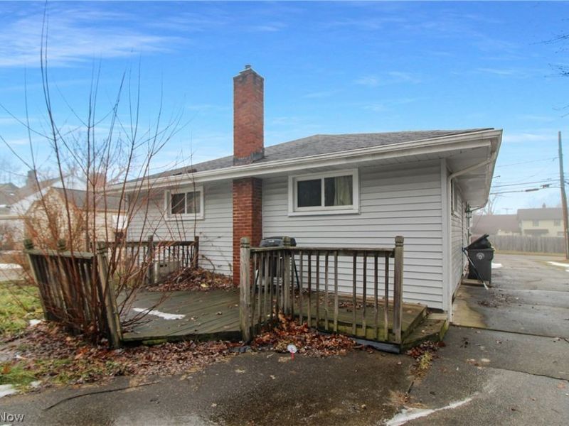 2617 Scheetz Street, Youngstown, OH 44509 Photo 3