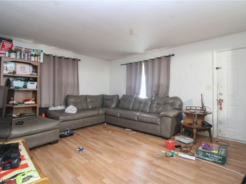 2617 Scheetz Street, Youngstown, OH 44509 Photo 4