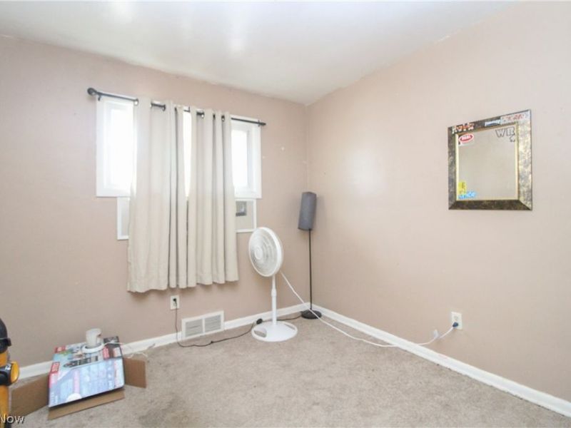 2617 Scheetz Street, Youngstown, OH 44509 Photo 9