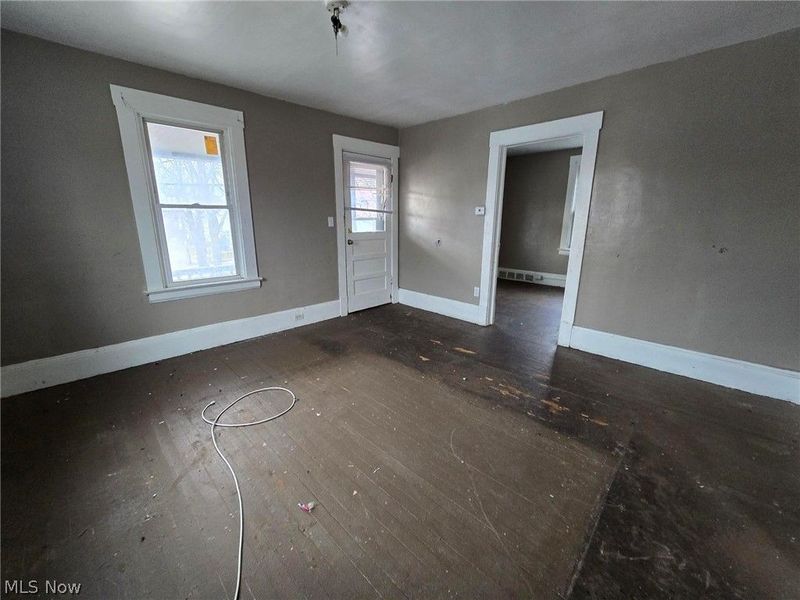 15831 Trafalgar Avenue, Cleveland, OH 44110 Photo 16