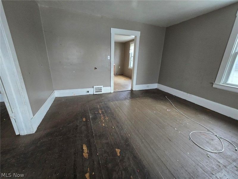 15831 Trafalgar Avenue, Cleveland, OH 44110 Photo 18