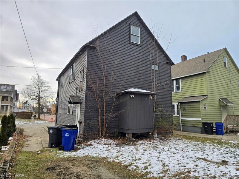 15831 Trafalgar Avenue, Cleveland, OH 44110 Photo 5