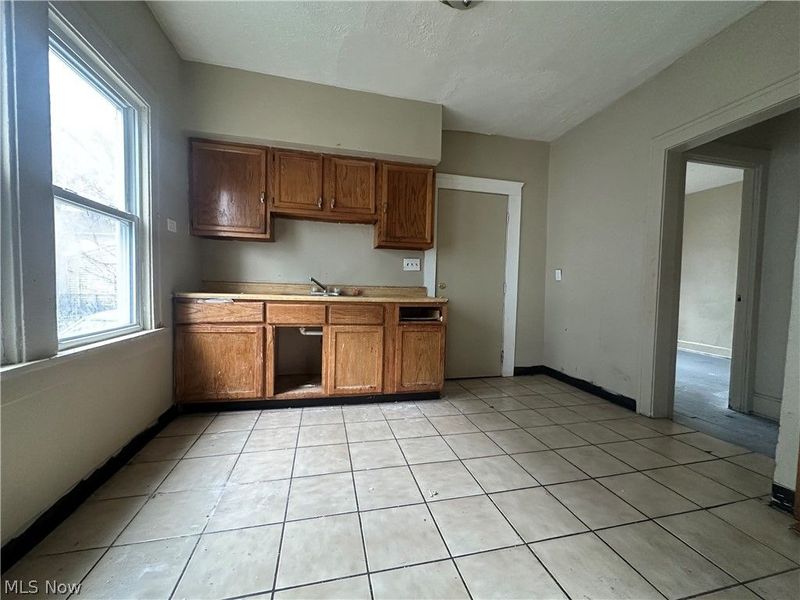 13510 Coit Road, Cleveland, OH 44110 Photo 4