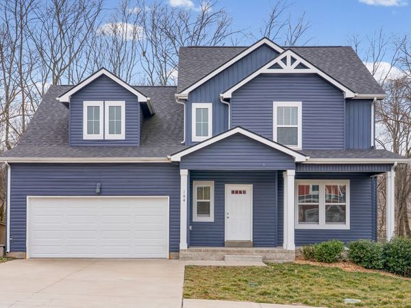 104 Lucerne Ln, Clarksville, TN 37040