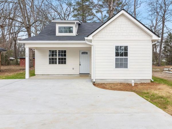 119 N Moore North Road, Chattanooga, TN 37411