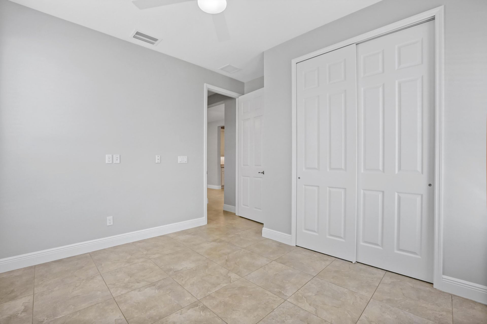 10139 SW Cypress Wood Court, Port Saint Lucie, FL 34987 Photo