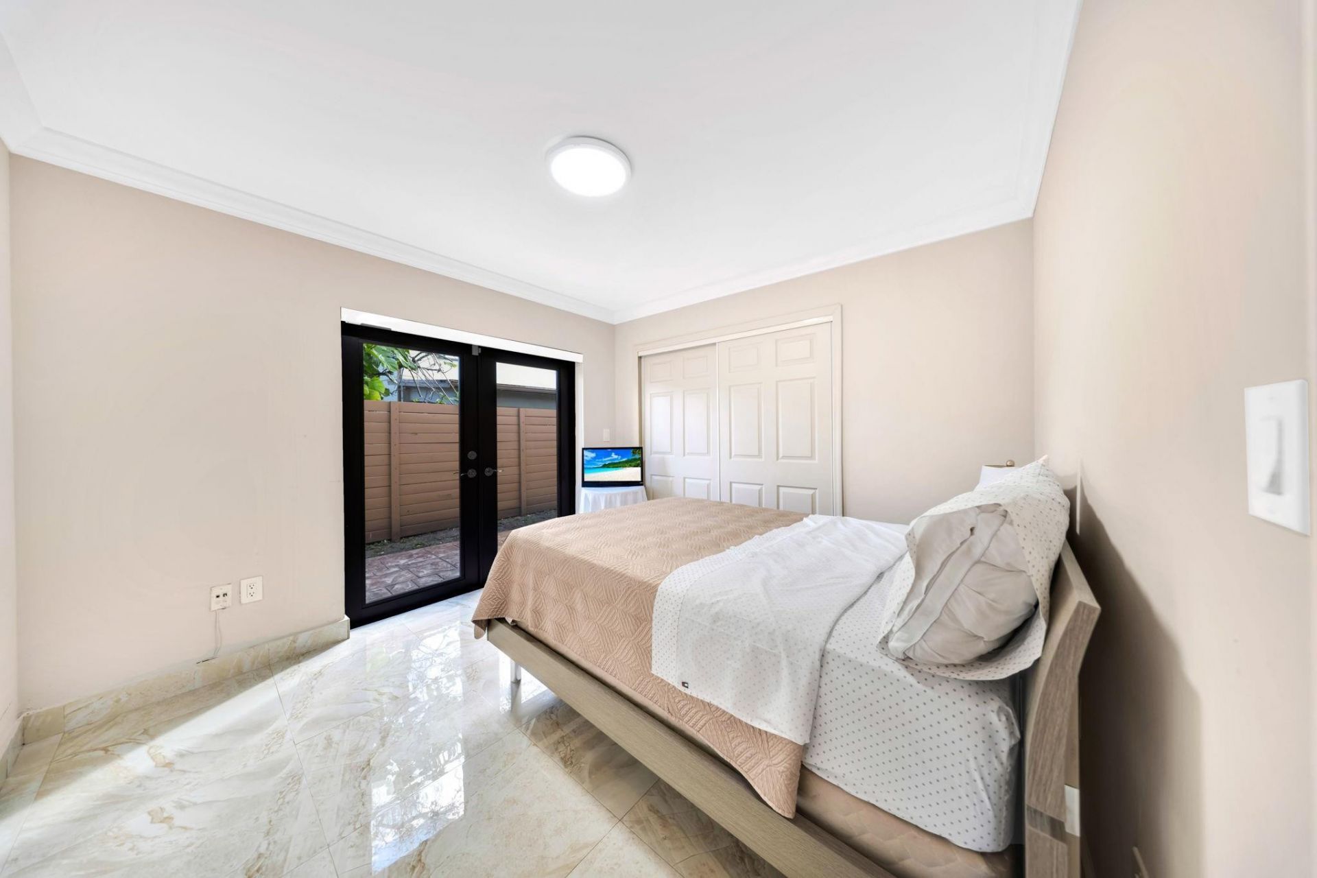 1170 SW 85th Court, Miami, FL 33144 Photo