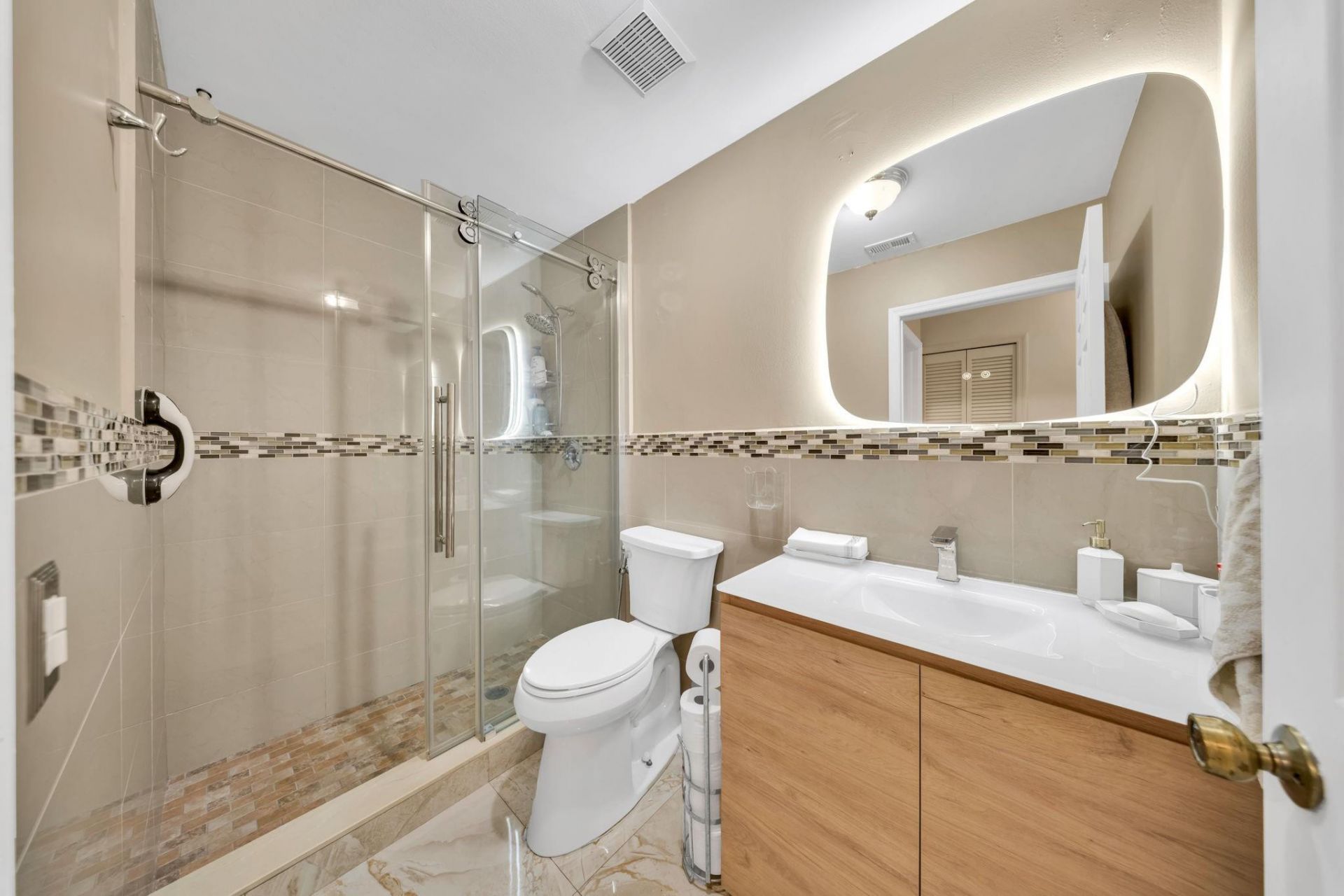 1170 SW 85th Court, Miami, FL 33144 Photo