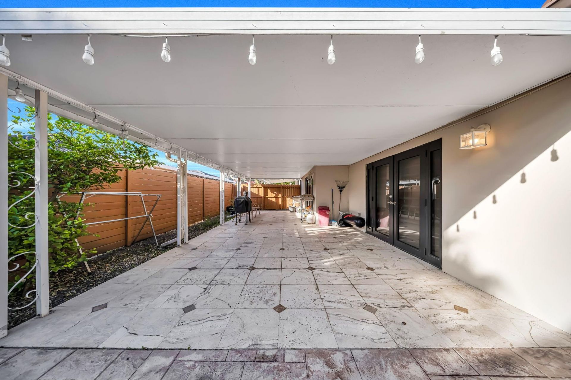 1170 SW 85th Court, Miami, FL 33144 Photo