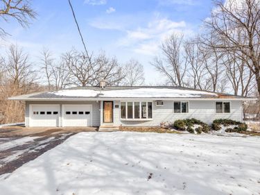 7662 Pioneer Road, Wyoming, MN 55092