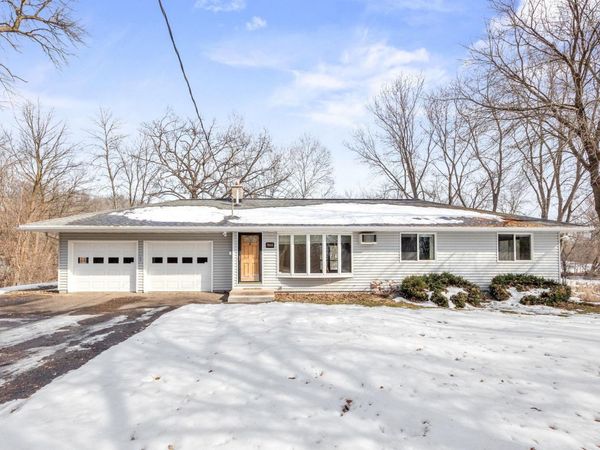 7662 Pioneer Road, Wyoming, MN 55092