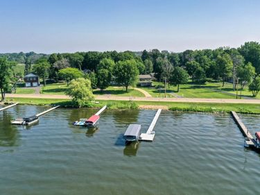 8112 N Shore Trail N, Forest Lake, MN 55025