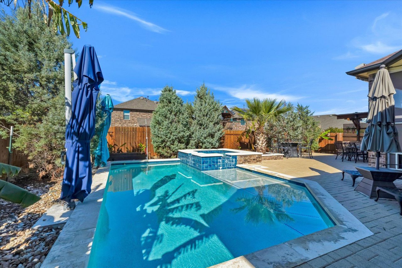 1609 Carmine Dr, Leander, TX 78641 Main Photo