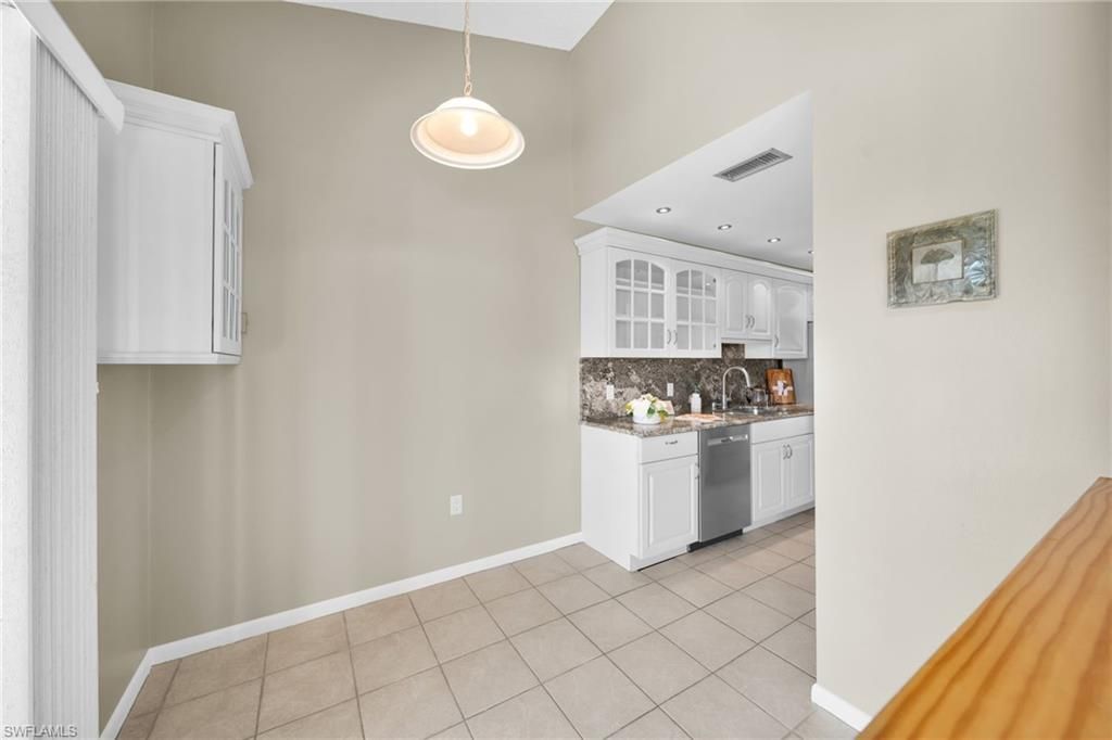 17260 Eagle Trce, Unit 10, Fort Myers, FL 33908 Photo