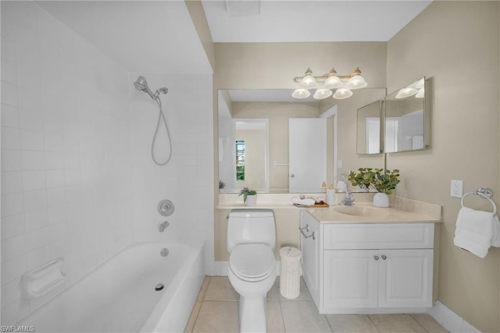 17260 Eagle Trce, Unit 10, Fort Myers, FL 33908 Photo