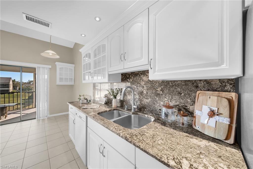 17260 Eagle Trce, Unit 10, Fort Myers, FL 33908 Photo