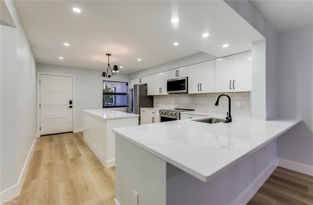 2445 W Gulf Dr , Unit 6D, Sanibel, FL 33957 Photo