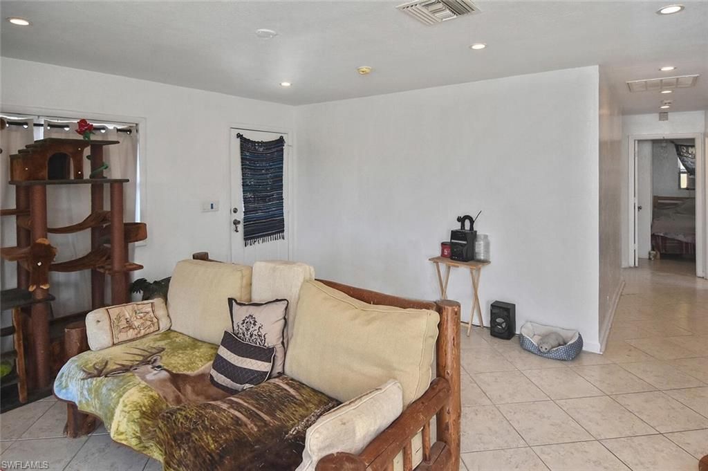 3204 41st St Sw, Lehigh Acres, FL 33976 Photo
