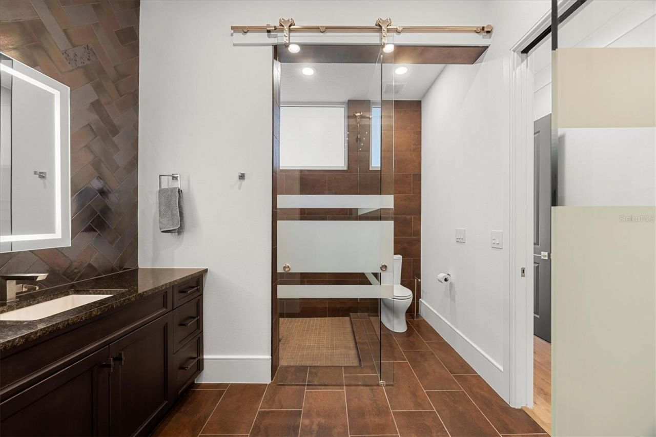 3927 Founders Club Drive, Sarasota, FL 34240 Photo