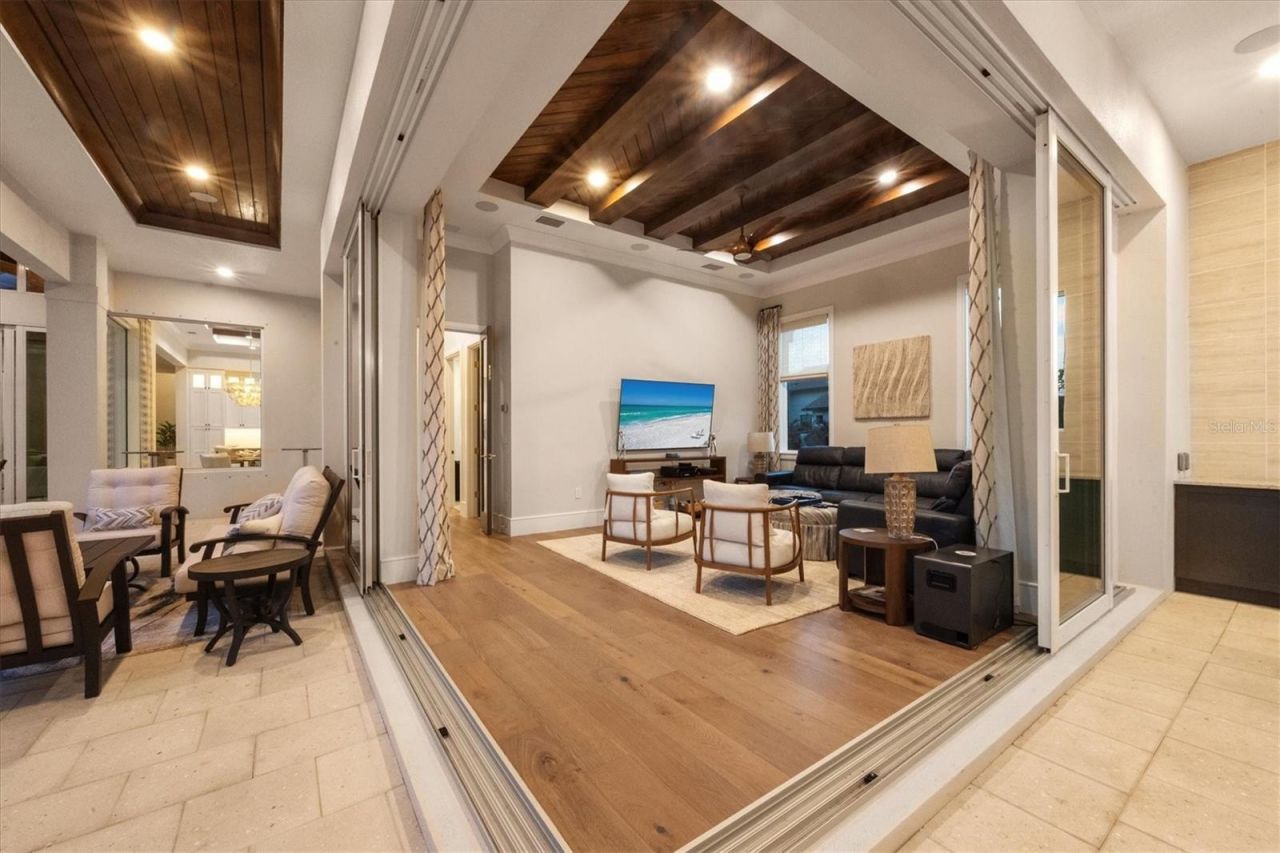 3927 Founders Club Drive, Sarasota, FL 34240 Photo