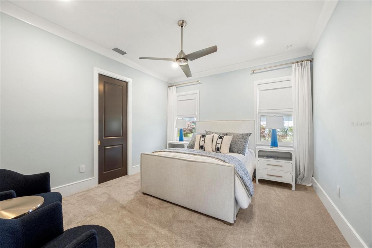 3927 Founders Club Drive, Sarasota, FL 34240 Photo