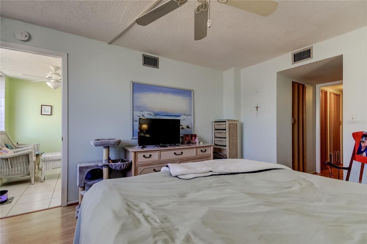 4710 Bay Street Ne, Unit 204, Saint Petersburg, FL 33703 Photo